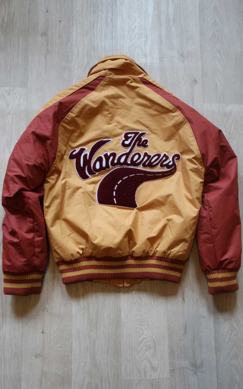 Red Hot and Blue Veste Wanderers