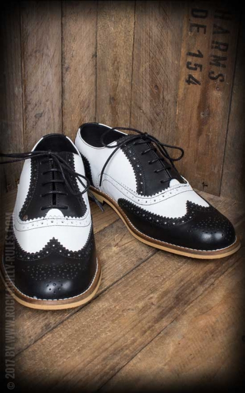 Vintage Wingtip Shoes, black \u0026 white 